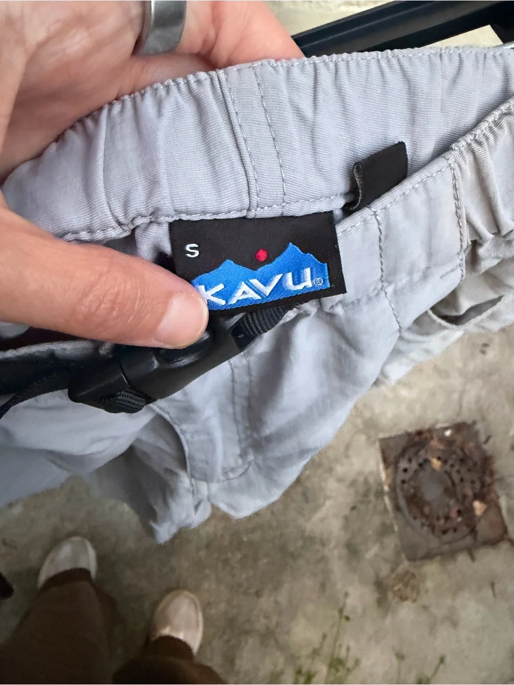 Men's Kavu Casual Elastic-Waist hiking Shorts with Built-In Web Belt